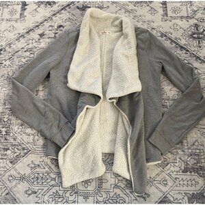 Hollister Womens M/L Gray Sherpa-Lined Open Front Cardigan Jacket Sweater